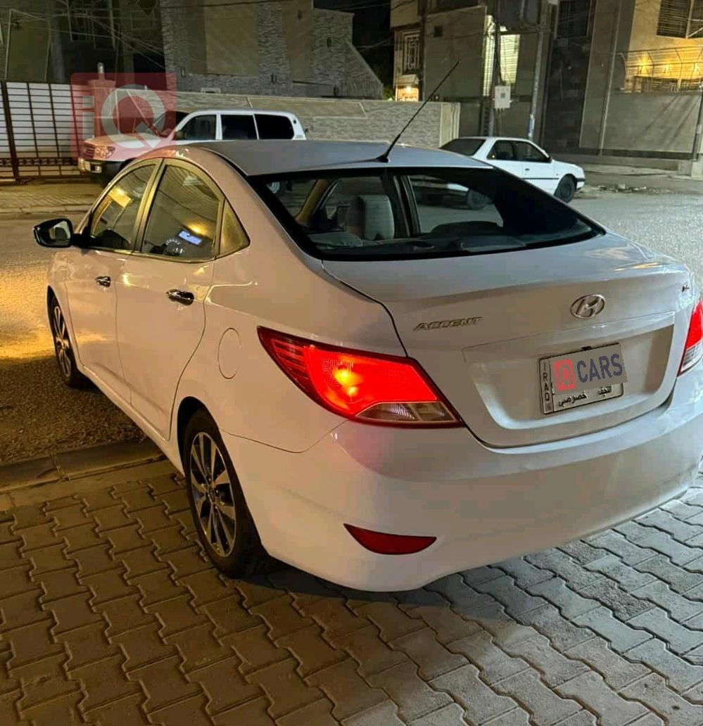 هیوندای ئەکسنت